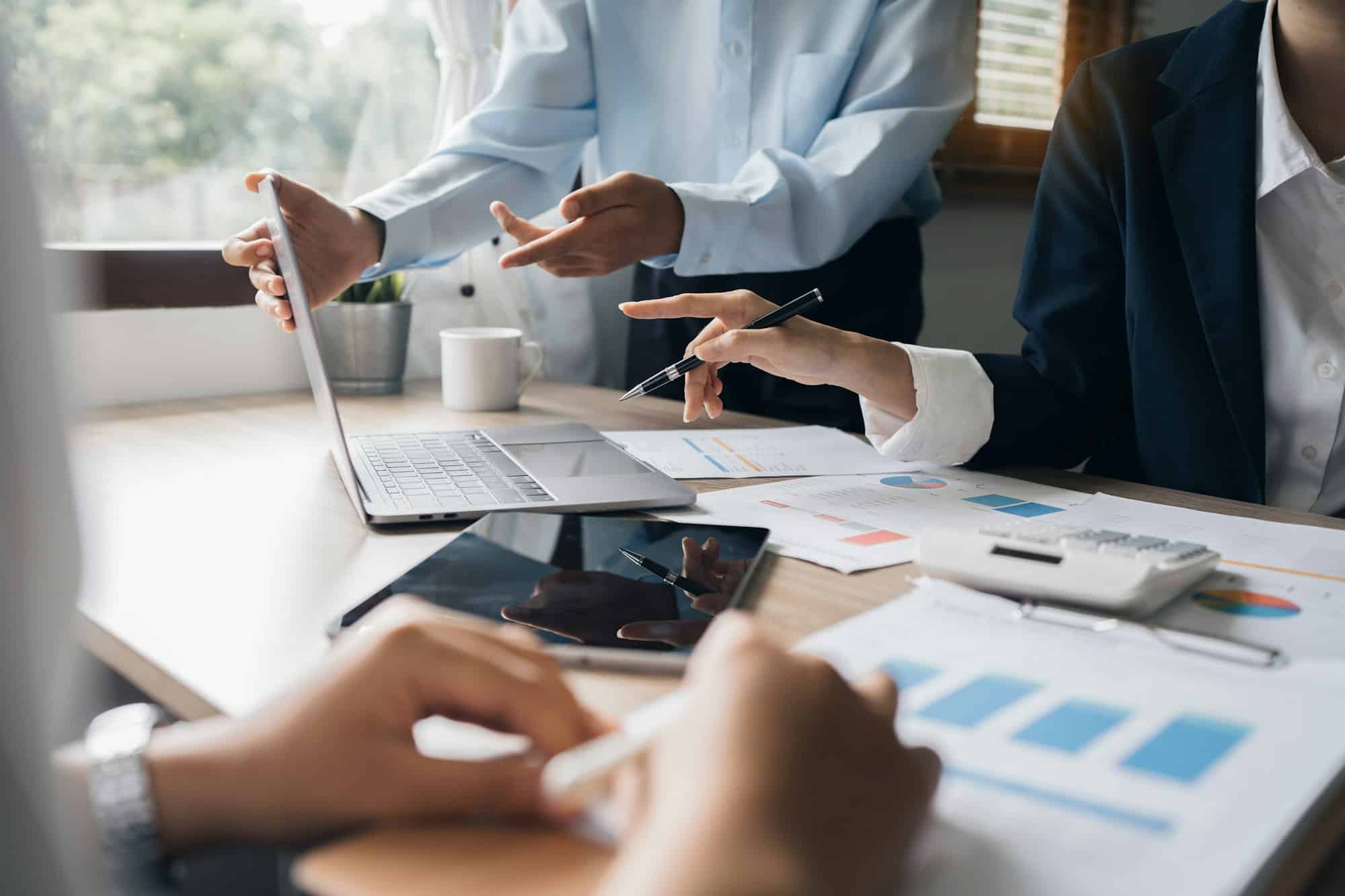 Consultance : Expertises et Solutions Stratégiques pour un Avenir Meilleur